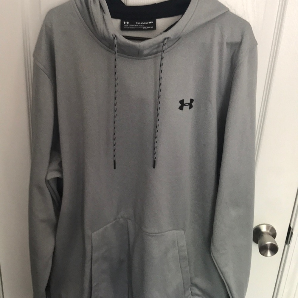 Under Armour Hoodie